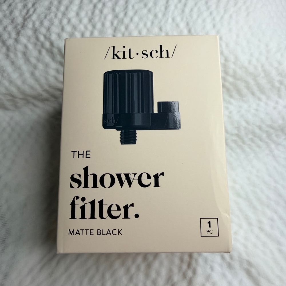 Kitsch The Shower Filter Matte Black Purifying Water Softener for Hair and Skin